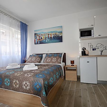 Borna & Roko Apartments Free Parking Zadar Bagian luar foto