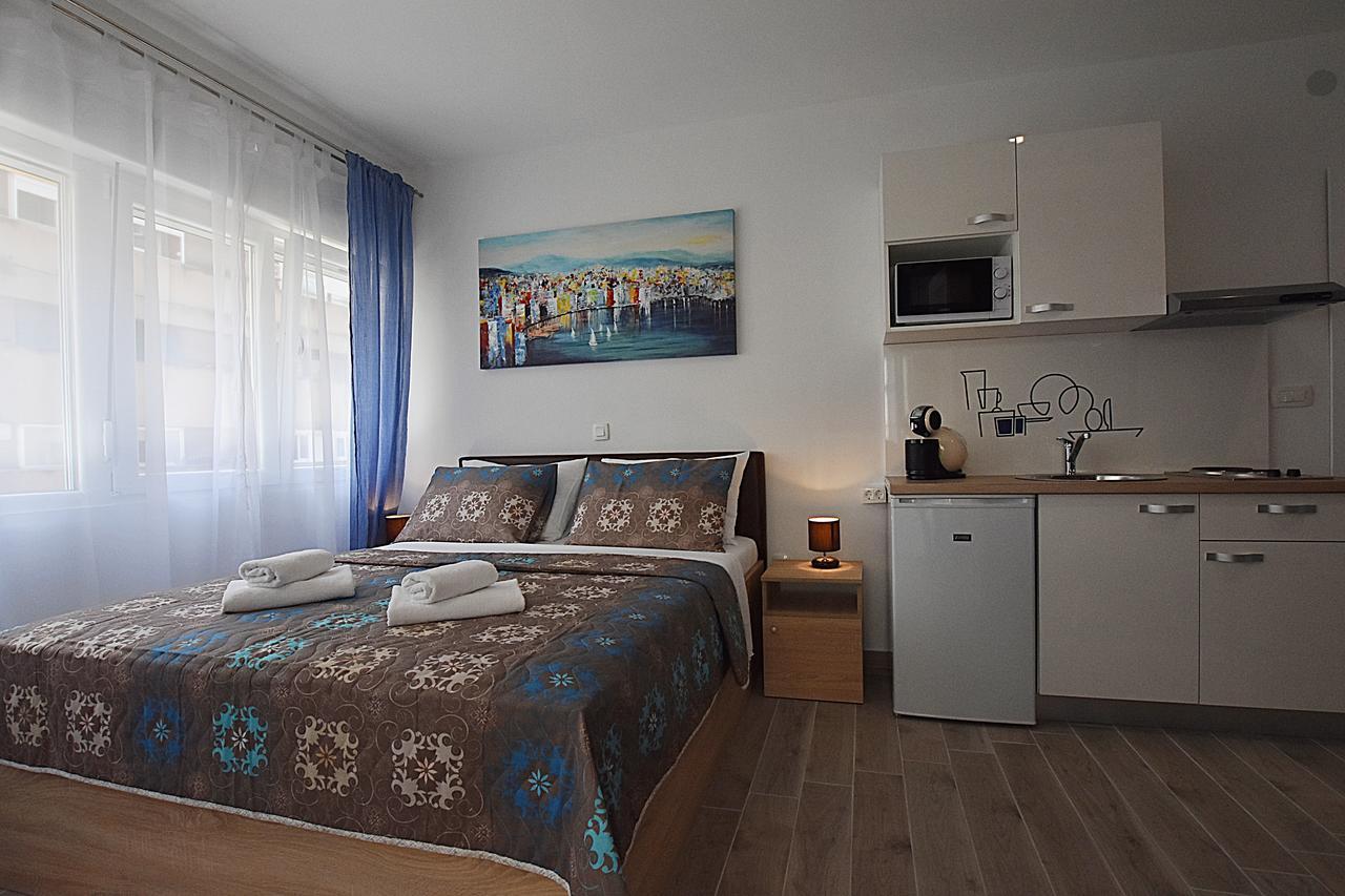 Borna & Roko Apartments Free Parking Zadar Bagian luar foto