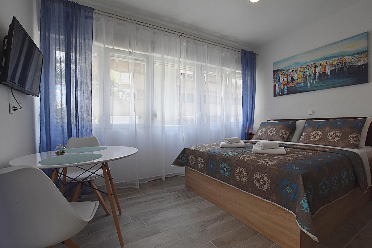 Borna & Roko Apartments Free Parking Zadar Bagian luar foto