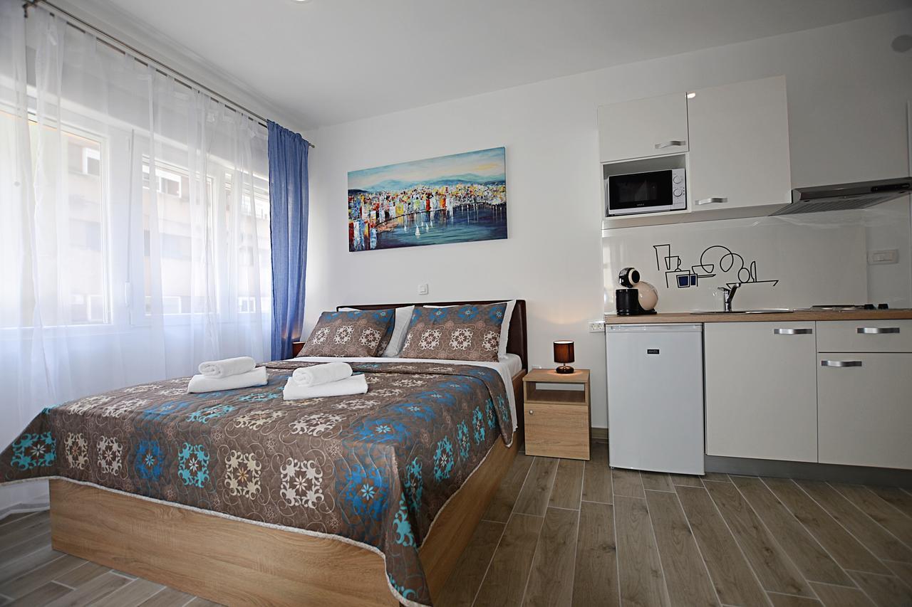 Borna & Roko Apartments Free Parking Zadar Bagian luar foto